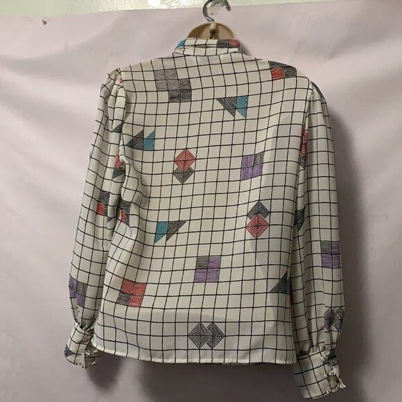 CHAUS PETITE BEAUTIFUL BLOUSE SIZE 8 100% POLYESTER - Picture 2 of 5